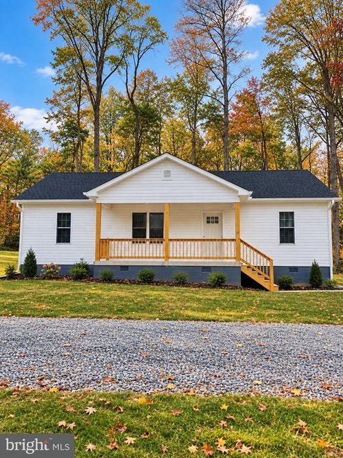 38 Gunnar Way, BUMPASS, VA, 23024-4437 | Card Image