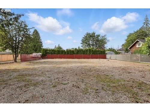 38851 Sandy Heights St, Sandy, OR, 97055-7368 | Card Image