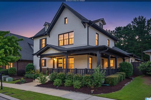 2438 Northampton Dr, HOOVER, AL, 35226-6350 | Card Image