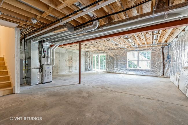 704R Oak Hollow Rd, Home with 3 bedrooms, 3 bathrooms and 2 parking in Crystal Lake IL | Image 10