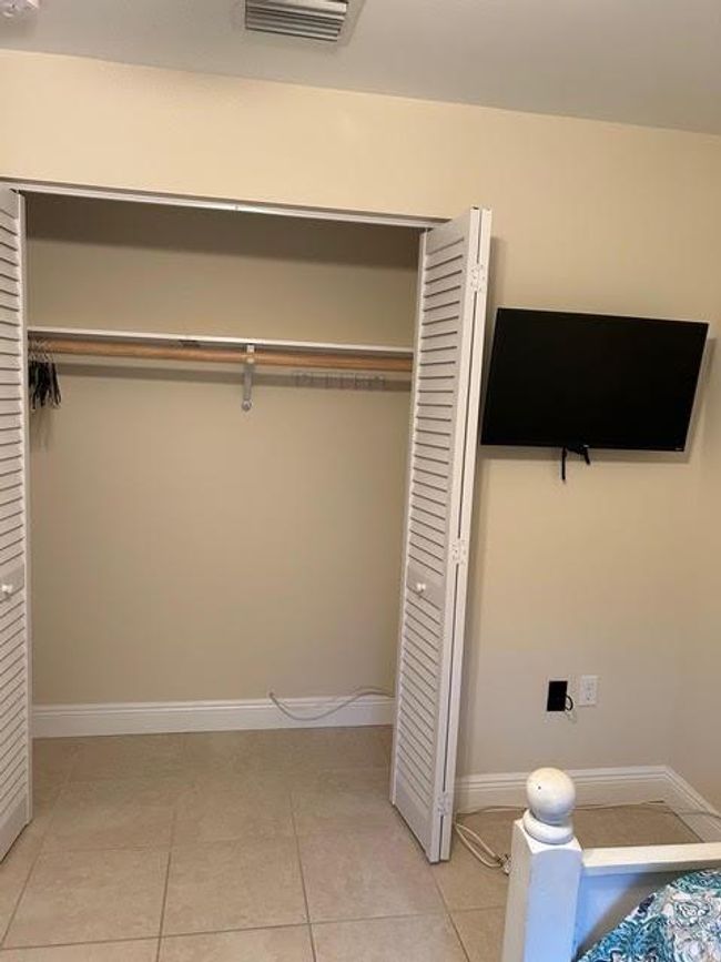 1473 Ne 48 Th St, House other with 3 bedrooms, 2 bathrooms and null parking in Pompano Beach FL | Image 23