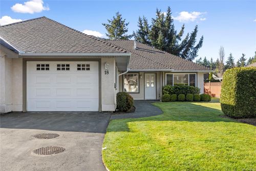 18-850 Arbutus St, Qualicum Beach, BC, V9K2M7 | Card Image