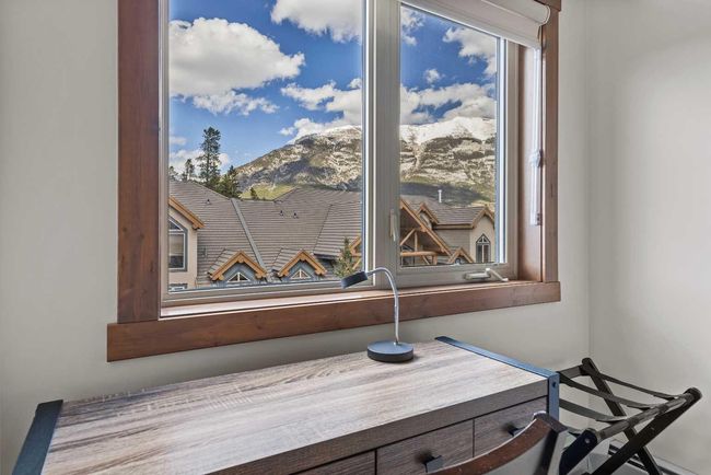 318 - 155 Crossbow Place, Condo with 2 bedrooms, 3 bathrooms and 1 parking in Canmore AB | Image 23