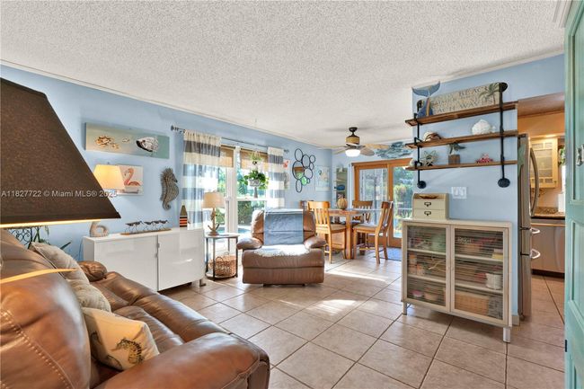 9381 Nw 41 St Pl, House other with 4 bedrooms, 3 bathrooms and null parking in Sunrise FL | Image 10