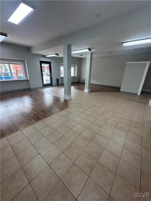 21 E Main St, Macungie, PA, 18062-1308 | Card Image