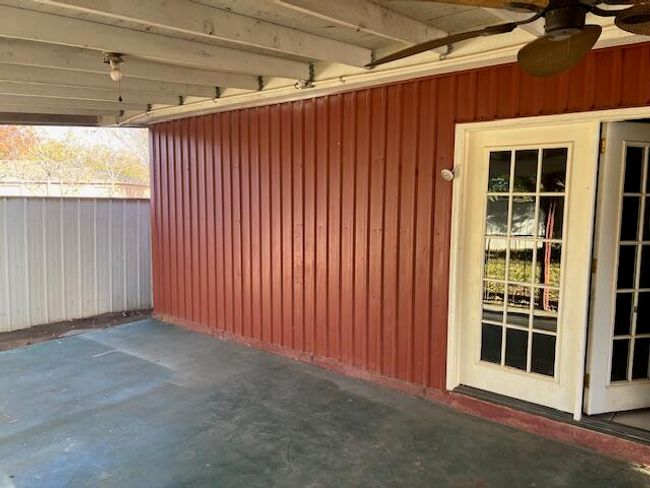 1615 Avenue F, House other with 3 bedrooms, 3 bathrooms and null parking in Abernathy TX | Image 27