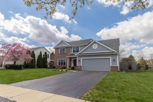 300 Twinbrook Dr, Perrysburg, OH, 43551-1790 | Card Image