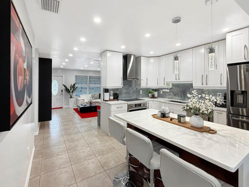 952 Sumter Rd E, West Palm Beach, FL, 33415-3664 | Card Image