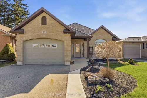 29 Holland Ave, Aylmer, ON, N5H3J2 | Card Image