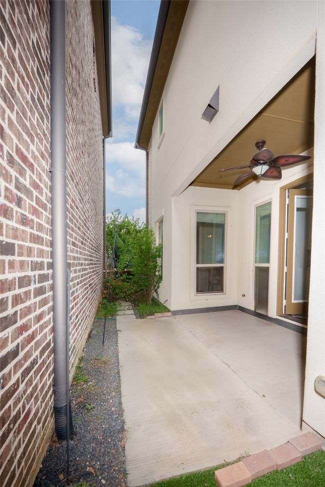 4904 Cloudcroft Ln, House other with 3 bedrooms, 3 bathrooms and null parking in Irving TX | Image 27