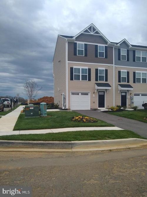 62 Rhea Dr, MARTINSBURG, WV, 25403-1703 | Card Image