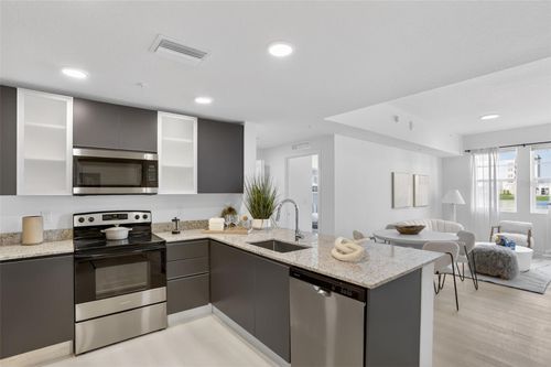 412-5579 Millenia Palms Dr, ORLANDO, FL, 32839 | Card Image