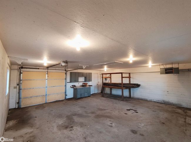 32669 Walnut Ave, Home with 3 bedrooms, 3 bathrooms and 2 parking in Coon Rapids IA | Image 24