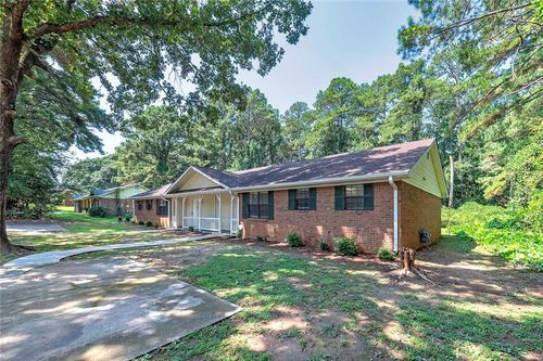345 Santa Fe Trl, Ellenwood, GA, 30294-2682 | Card Image