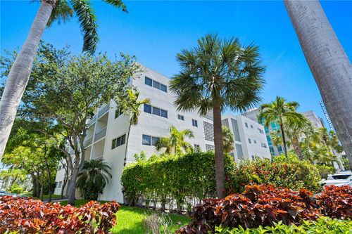 202-10001 W Bay Harbor Dr, Bay Harbor Islands, FL, 33154-1576 | Card Image