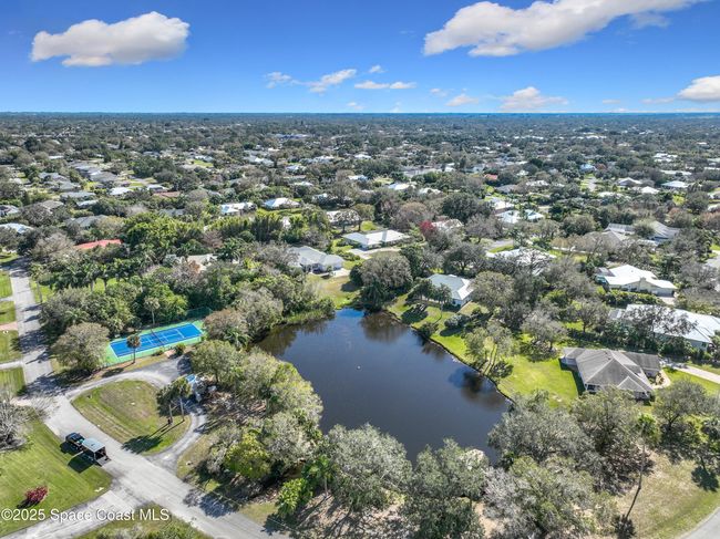 603 Cross Creek Dr, House other with 4 bedrooms, 2 bathrooms and null parking in Sebastian FL | Image 49