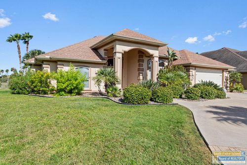 20 Whooping Crane Dr, Laguna Vista, TX, 78578-2690 | Card Image