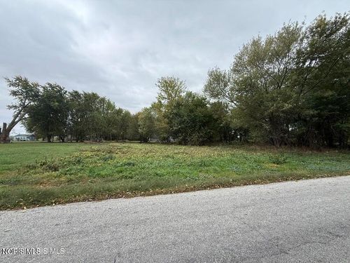 12504 Lafontaine Dr, Curtice, OH, 43412-9430 | Card Image