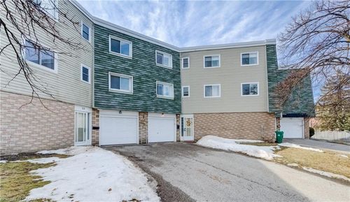 11-60 Elmsdale Dr, Kitchener, ON, N2E2G4 | Card Image