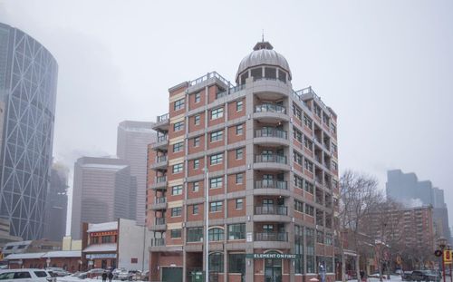 {{alt}} | Card Image