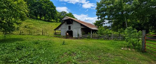 2039 Blackburn Hollow Rd, Cornersville, TN, 37047-7000 | Card Image