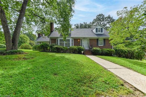 2702 Holly Dr, Greensboro, NC, 27408-3628 | Card Image