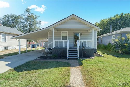 2914 Pershing Blvd, Granite City, IL, 62040-5953 | Card Image