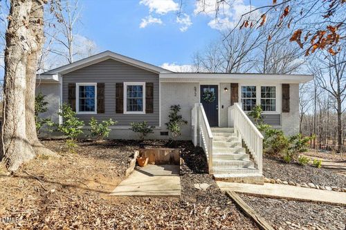 572 Park Ave, Youngsville, NC, 27596-9466 | Card Image