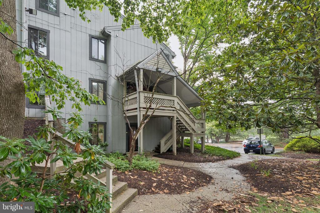 Residential in GAITHERSBURG