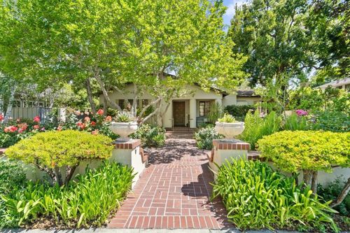 2365 Waverley St, Palo Alto, CA, 94301-4144 | Card Image