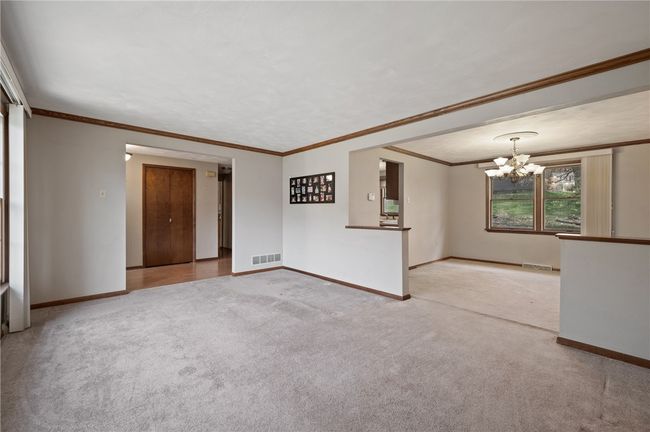 201 Cameron Dr, House other with 3 bedrooms, 3 bathrooms and 2 parking in Irwin PA | Image 6