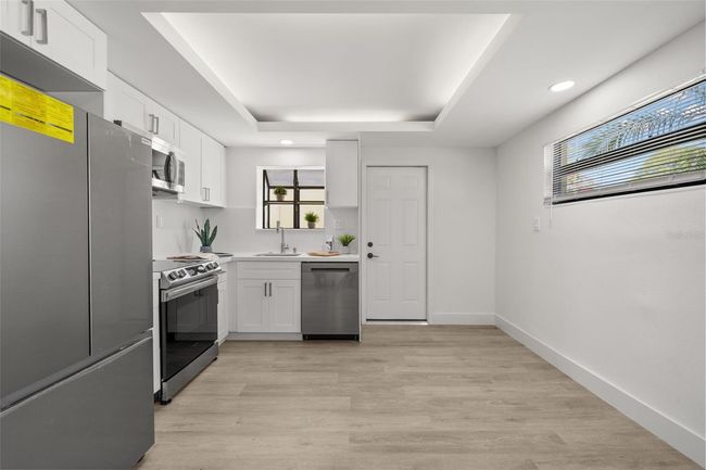 Kitchen | Image 9
