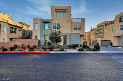 11365 - 11365 Gravitation Drive, Townhouse with 3 bedrooms, 2 bathrooms and null parking in Las Vegas NV | Image 1