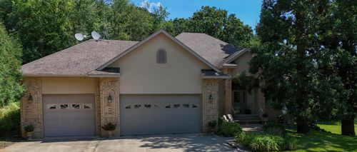 71952 Phillip Dr, Albert Lea, MN, 56007-4225 | Card Image