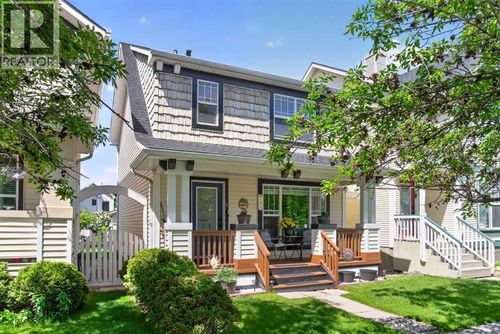 121 Prestwick Pk Se, Calgary, AB, T2Z3L6 | Card Image