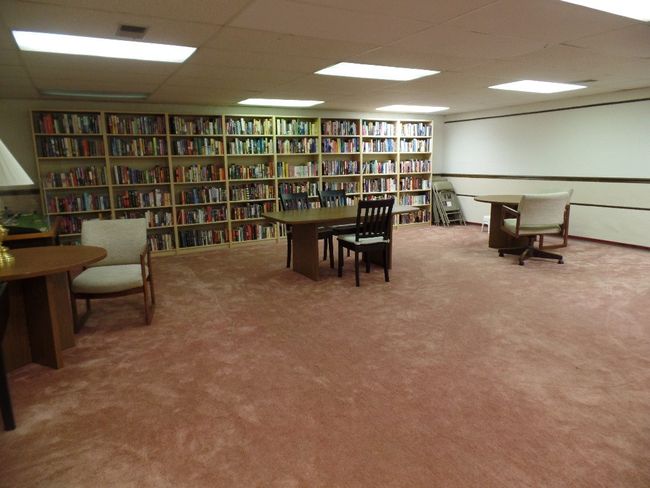 Party room and Library on 1st floor | Image 28