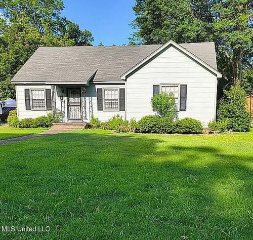 928 Cannon St, Greenville, MS, 38701-6451 | Card Image