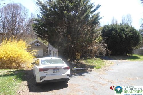 125 Morningside Dr, Mount Bethel, PA, 18343-5351 | Card Image