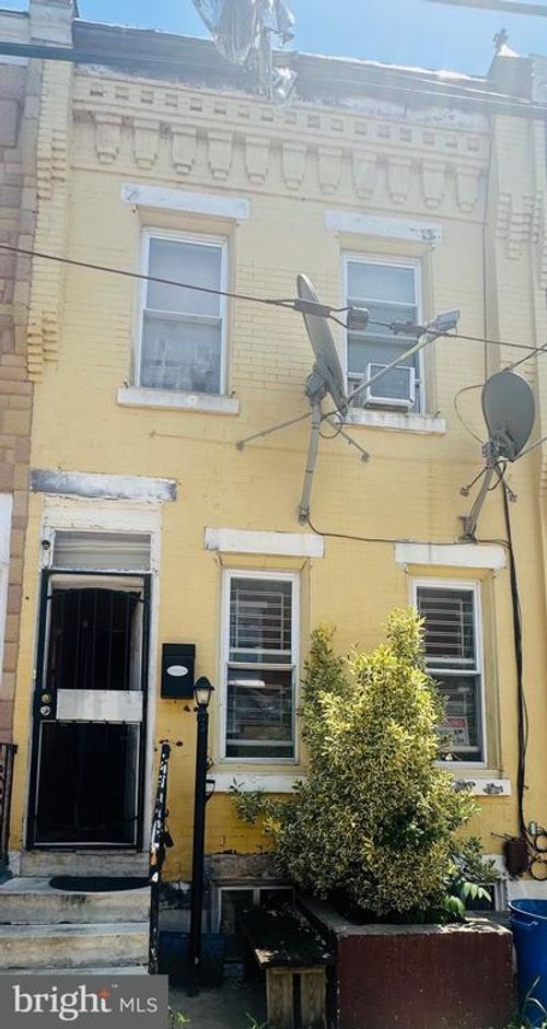 1743 N Bambrey St, PHILADELPHIA, PA, 19121-2812 | Card Image