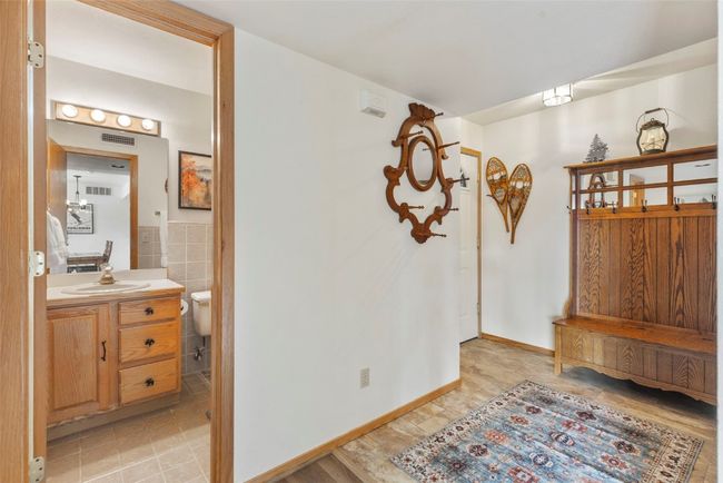 A101 - 1610 Lakeview Ter, Condo with 2 bedrooms, 2 bathrooms and null parking in FRISCO CO | Image 33