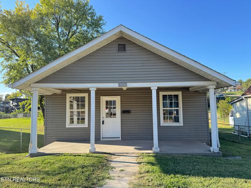 1411 Brookside Ave, Knoxville, TN, 37921-6904 | Card Image