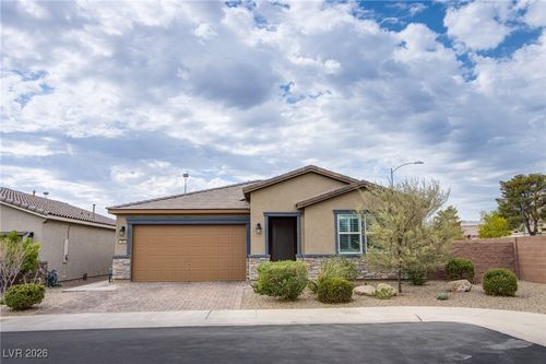 1001 Benton Ave, Henderson, NV, 89015-8598 | Card Image