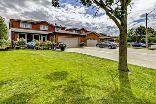 3044 Knob Hill, Mississauga, ON, L4X2X4 | Card Image