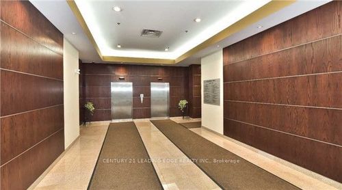 304-9140 Leslie St, Richmond Hill, ON, L4B0A9 | Card Image