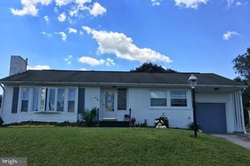 1130 Ruxton Rd, YORK, PA, 17403-3036 | Card Image