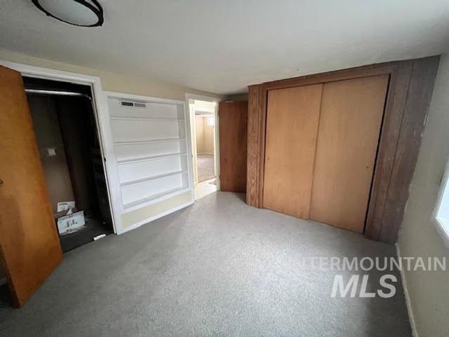 1818 E Terry St, House other with 6 bedrooms, 2 bathrooms and 4 parking in Pocatello ID | Image 25