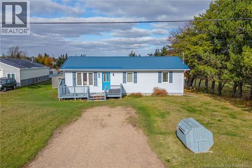 3 Birch St, Port Elgin, NB, E4M2B9 | Card Image