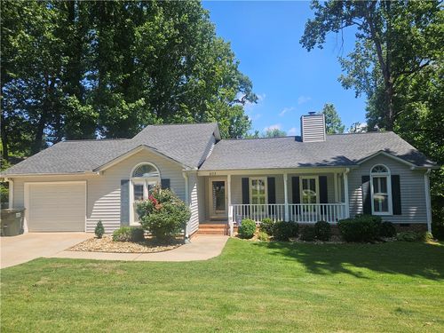 803 Dillard Rd, Greer, SC, 29650-3528 | Card Image