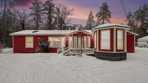 8266 Cedar Rd, South Branch, MI, 48761-9661 | Card Image