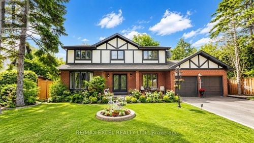 3 Ruddell Pl, Scarborough, ON, M1C3E4 | Card Image